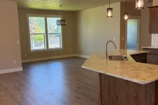 708 NW George Ct, Sublimity, OR 97385 - Photo 9