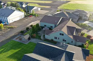 867 Corsair Dr, Independence, OR 97351 - Photo 45