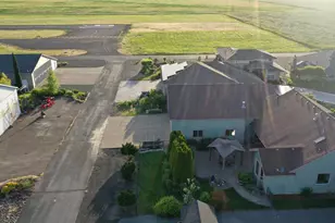 867 Corsair Dr, Independence, OR 97351 - Photo 45