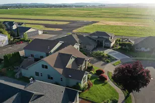 867 Corsair Dr, Independence, OR 97351 - Photo 41