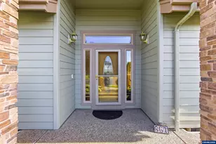 867 Corsair Dr, Independence, OR 97351 - Photo 5