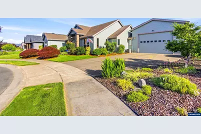 867 Corsair Dr, Independence, OR 97351 - Photo 3