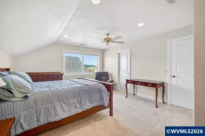 867 Corsair Dr, Independence, OR 97351 - Photo 27