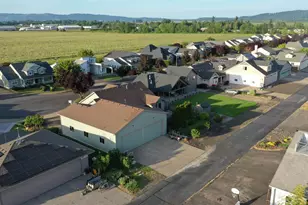 867 Corsair Dr, Independence, OR 97351 - Photo 49