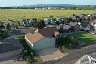 867 Corsair Dr, Independence, OR 97351 - Photo 47