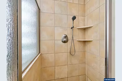 910 Pioneer Dr, Silverton, OR 97381 - Photo 19