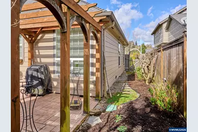 910 Pioneer Dr, Silverton, OR 97381 - Photo 49