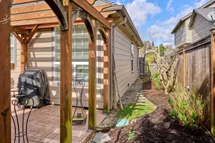 910 Pioneer Dr, Silverton, OR 97381 - Photo 49