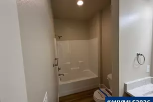 709 NW George Ct, Sublimity, OR 97385 - Photo 9