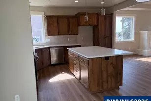 711 NW George Ct, Sublimity, OR 97385 - Photo 7