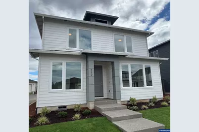 712 Magnolia Av, Woodburn, OR 97071 - Photo 1