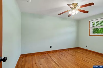 3760 Hillview Dr SE, Salem, OR 97302 - Photo 33
