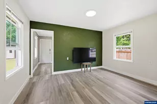 2025 Trade St SE, Salem, OR 97301 - Photo 17