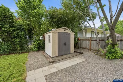 2025 Trade St SE, Salem, OR 97301 - Photo 29