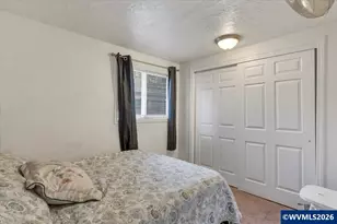 1090 Norway St NE, Salem, OR 97301 - Photo 15