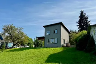 317 SE Sheridan Rd, Sheridan, OR 97378 - Photo 7