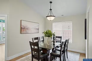 2545 Equestrian Lp S, Salem, OR 97302 - Photo 5