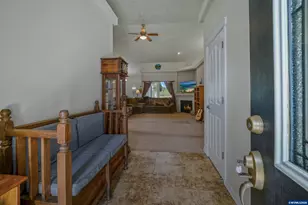1231 SW 3rd Ave, Mill City, OR 97360 - Photo 7