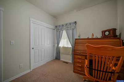 1232 SW 3rd Av, Mill City, OR 97360 - Photo 39