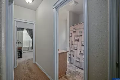 1232 SW 3rd Av, Mill City, OR 97360 - Photo 31