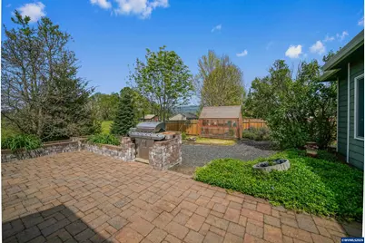 1232 SW 3rd Av, Mill City, OR 97360 - Photo 43