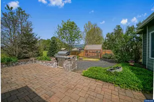 1231 SW 3rd Ave, Mill City, OR 97360 - Photo 43