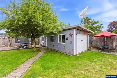 924 7th Av, Sweet Home, OR 97386 - Photo 29