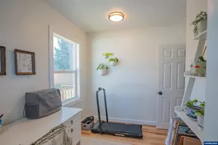 667 W Rose St, Lebanon, OR 97355 - Photo 19