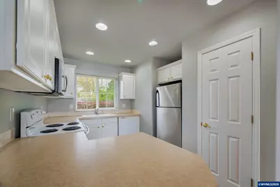 332 Crystal Springs Ln N, Keizer, OR 97303 - Photo 15