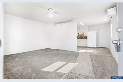 1121 Spruce St, Sweet Home, OR 97386 - Photo 5