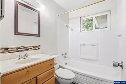 1121 Spruce St, Sweet Home, OR 97386 - Photo 15