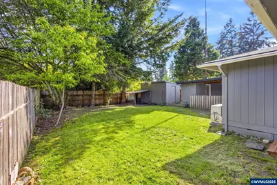 1121 Spruce St, Sweet Home, OR 97386 - Photo 25