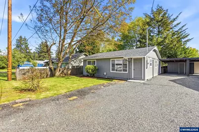 1121 Spruce St, Sweet Home, OR 97386 - Photo 1