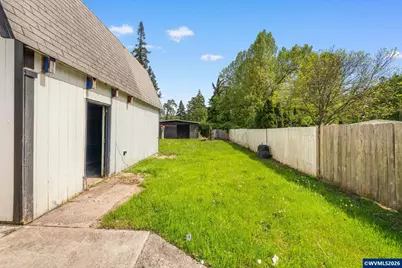 1036 Alder Ln, Woodburn, OR 97071 - Photo 11