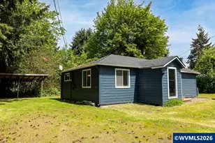2306 Jefferson St, Sweet Home, OR 97286 - Photo 3