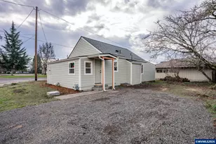 705 Tangent St, Lebanon, OR 97355 - Photo 27