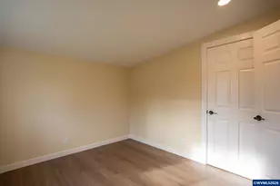 705 Tangent St, Lebanon, OR 97355 - Photo 21