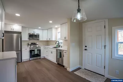 705 Tangent St, Lebanon, OR 97355 - Photo 7