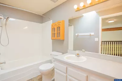 1213 NE Conroy Pl, Corvallis, OR 97330 - Photo 23
