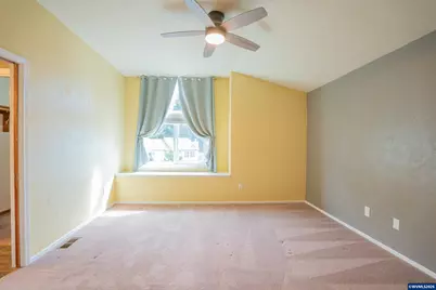 1213 NE Conroy Pl, Corvallis, OR 97330 - Photo 5