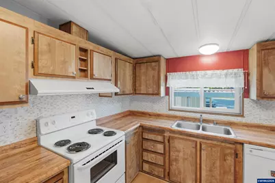 277 NE Conifer #88 Bl, Corvallis, OR 97330 - Photo 17