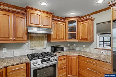 3875 Trailblazer Pl SE, Salem, OR 97317 - Photo 31