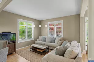 5911 SW Banyon Cir, Corvallis, OR 97333 - Photo 9