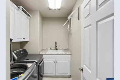 5911 SW Banyon Cir, Corvallis, OR 97333 - Photo 35
