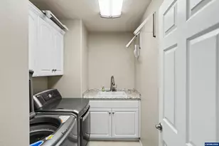 5911 SW Banyon Cir, Corvallis, OR 97333 - Photo 35