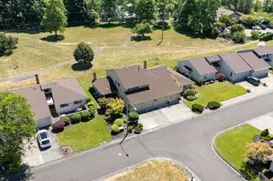 2935 Cedarwood Ct SE, Albany, OR 97322 - Photo 3
