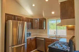 4674 Red Cherry Ct SE, Salem, OR 97317 - Photo 9