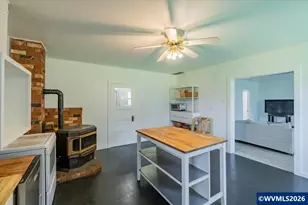 30832 Waterloo Rd, Lebanon, OR 97355 - Photo 13