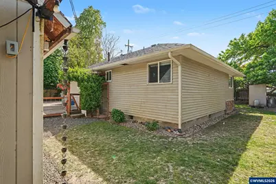 3417 SE 3rd St, Corvallis, OR 97333 - Photo 27