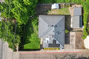 3417 SE 3rd St, Corvallis, OR 97333 - Photo 3